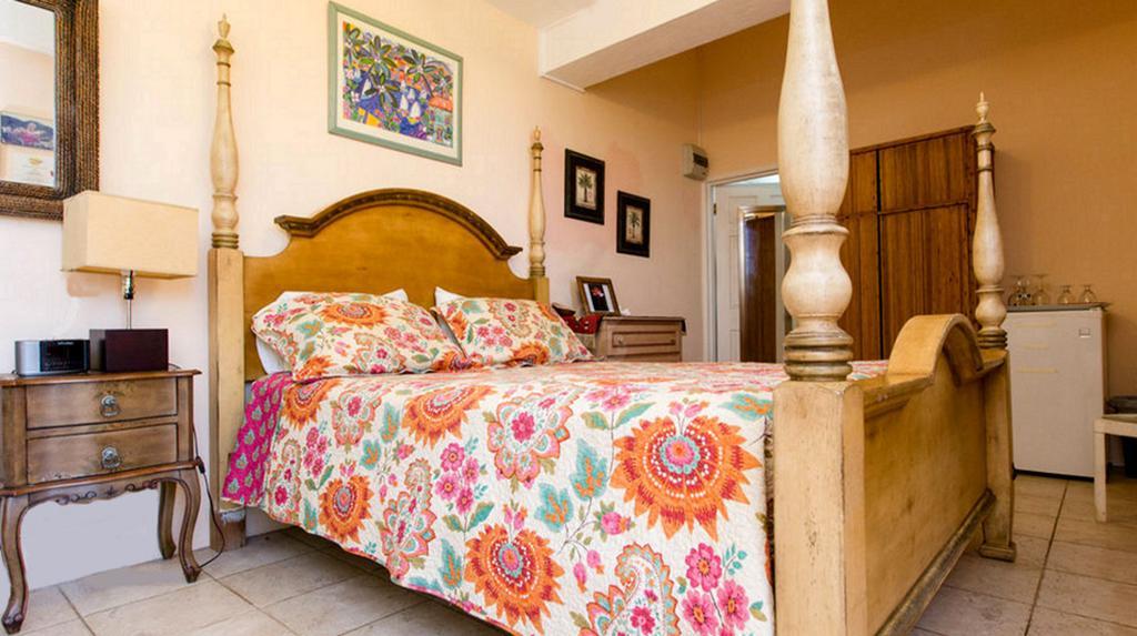 Nature'S Paradise Bed & Breakfast Мариго Бей Екстериор снимка