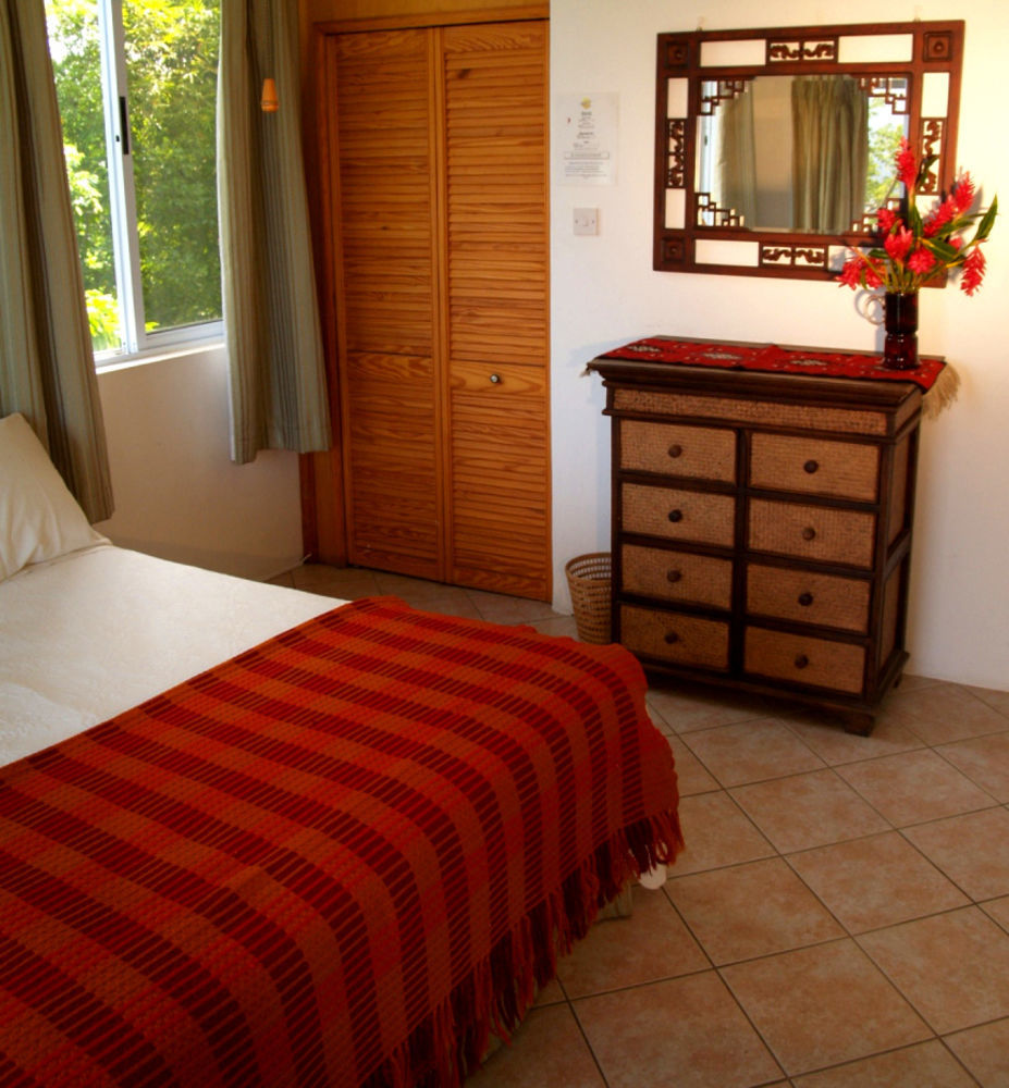 Nature'S Paradise Bed & Breakfast Мариго Бей Екстериор снимка
